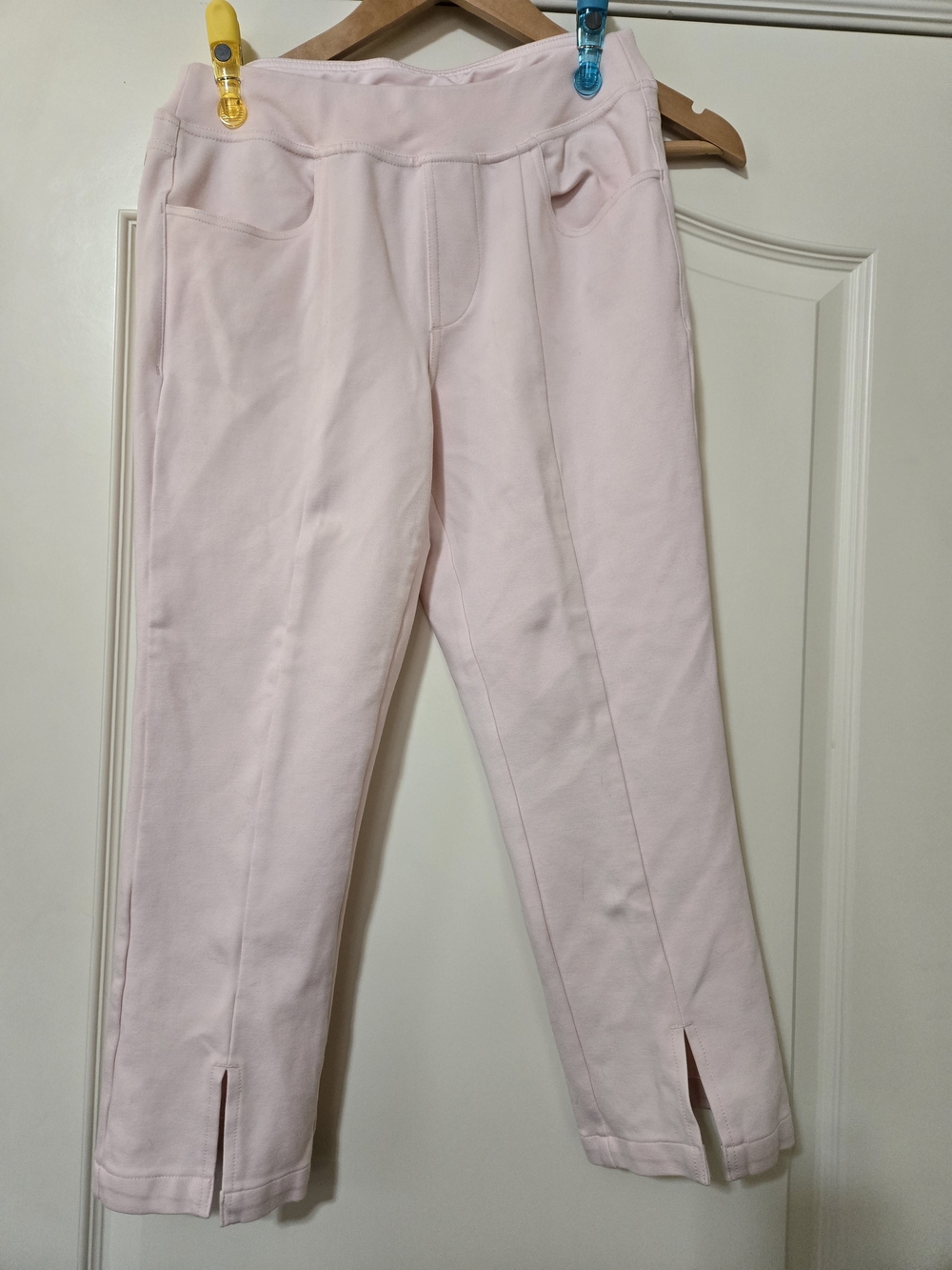 Belle by Kim Gravel Light Pink Cropped Pull-On Stretch Pants